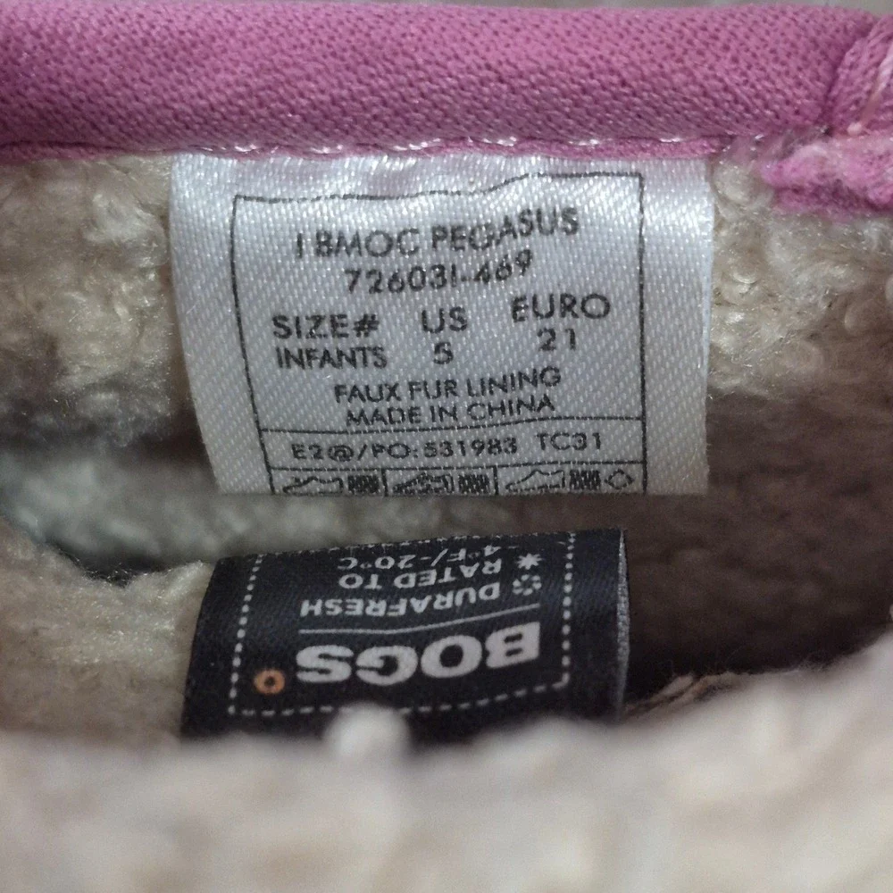 BOGS Kids Waterproof Insulated Boots Pink Unicorn Clouds Size Toddler 5